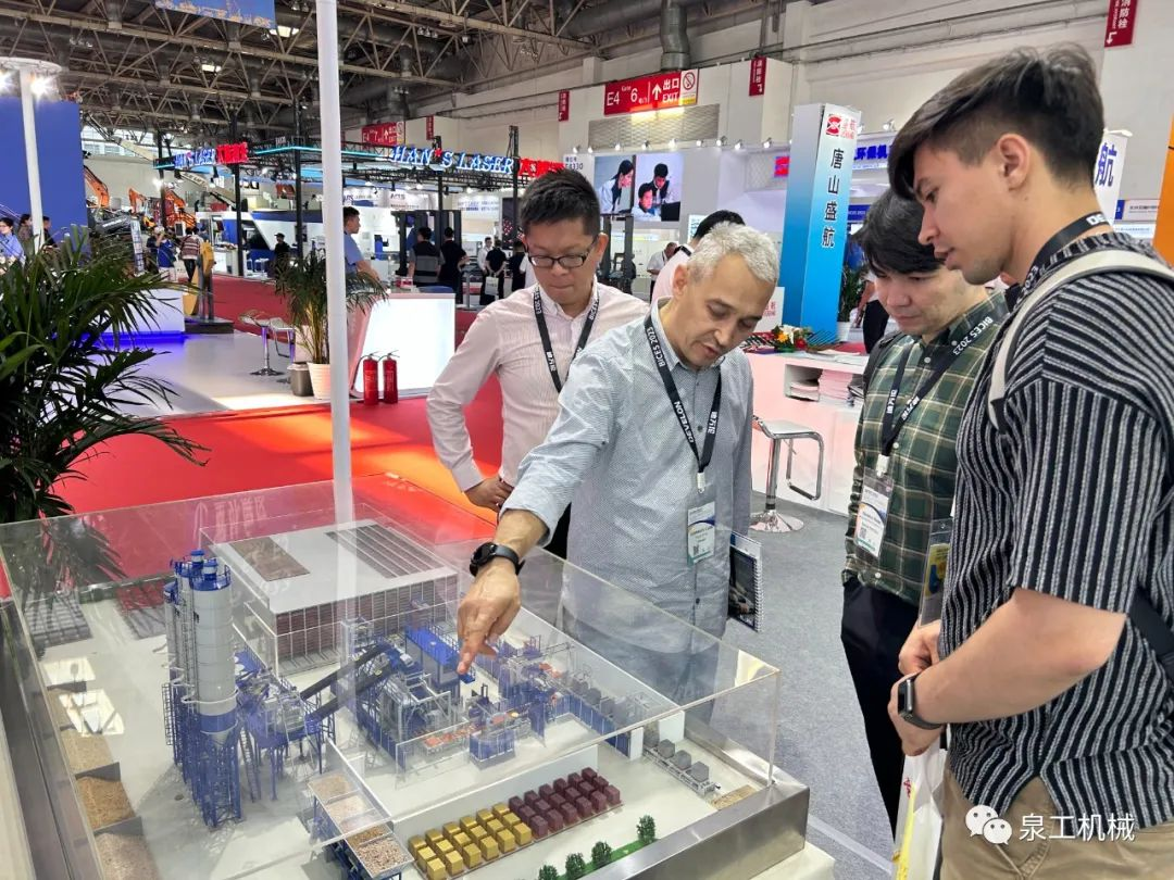 BICES 2023丨綠色裝備，智造未來！泉工股份閃耀北京工程機(jī)械展